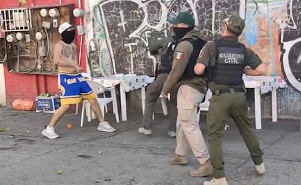 A jitomatazos y golpes, comerciantes se enfrentan a la Guardia Civil Estatal en Central de Abastos de SLP; detienen a 5