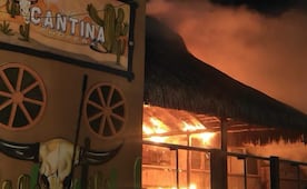 Investigan incendios en restaurante y bar de Los Cabos; ocurren con minutos de diferencia