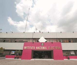 Oposición advierte freno a propuesta presidencial para cambiar integrantes del INE y TEPJF