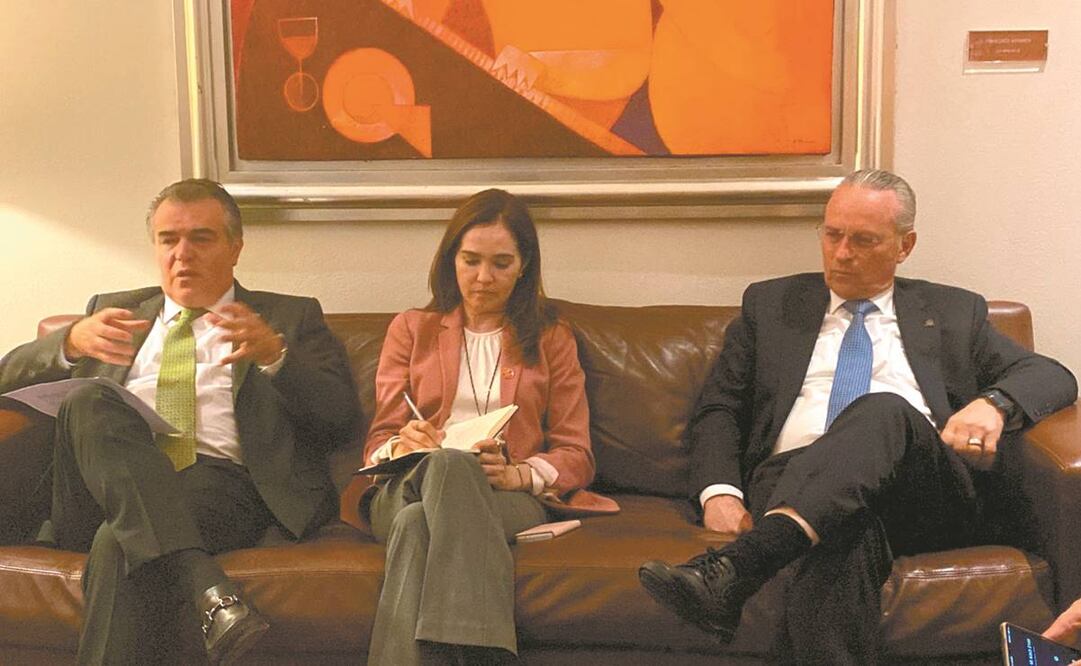 Los presidentes del Consejo Coordinador Empresarial, Francisco Cervantes (izq.), y de la Confederación Patronal de la República Mexicana, José Medina Mora (der.).Foto:Especial