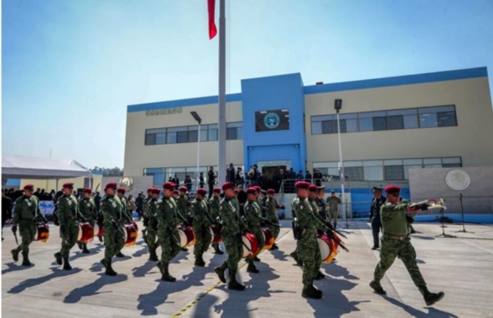 Inaugura AMLO centro de operaciones de paz de México