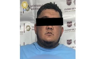 Detienen a hombre con 220 dosis de droga; lo vinculan con robos de relojes a usuarios del AICM