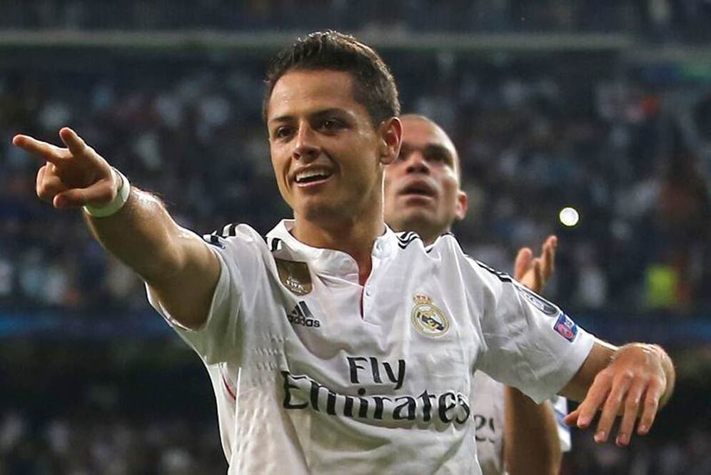 "Chicharito" celebra un gol con el Real Madrid. Archivo