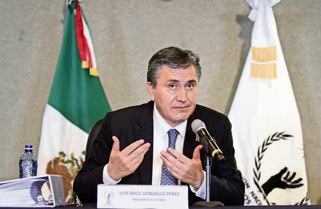 El presidente de la CNDH calificó de “Kafkiano” el proceso que contra Érick Uriel Sandoval Rodríguez, luego de que fue detenido y permaneció en prisión 224 días aunque era inocente. Foto: Cuarto Oscuro