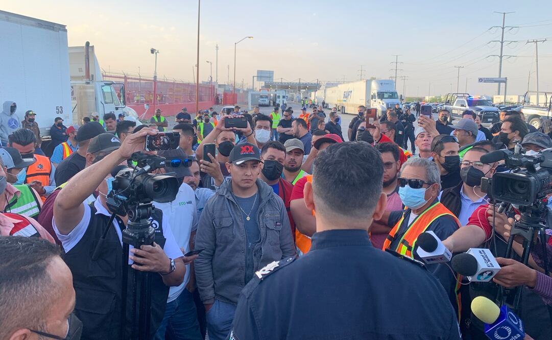 bloqueo en patios fiscales en Ciudad Juárez Foto: Paola Gamboa
