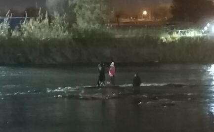 Rescatan a migrante embarazada en el Río Bravo; trataba de cruzar a EU 