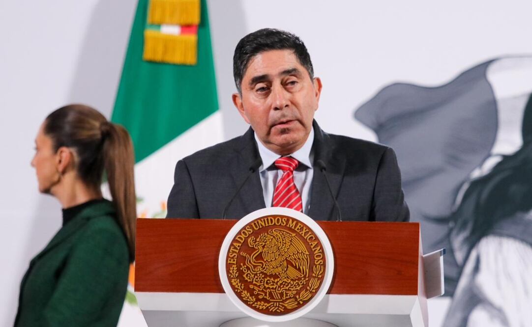 El general Adolfo Héctor Tonatiuh Velasco Bernal, director del Grupo Aeroportuario Ferroviario de Servicios Auxiliares y Conexos Olmeca-Maya-Mexica (GAFSACOMM). Foto: Axel Sánchez / EL UNIVERSAL