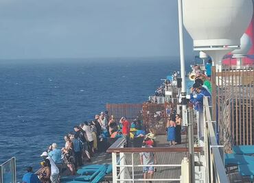 VIDEO. Mujer salta por la borda de un crucero y desaparece en el Golfo de México