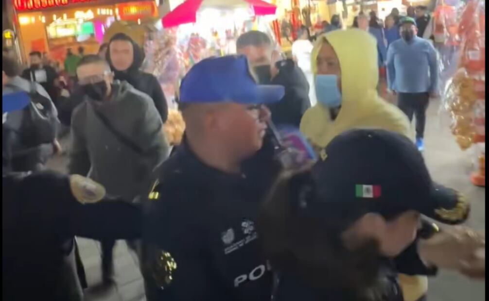 Comerciantes de PRODIANA denuncian intimidación de policías. Foto: captura de video