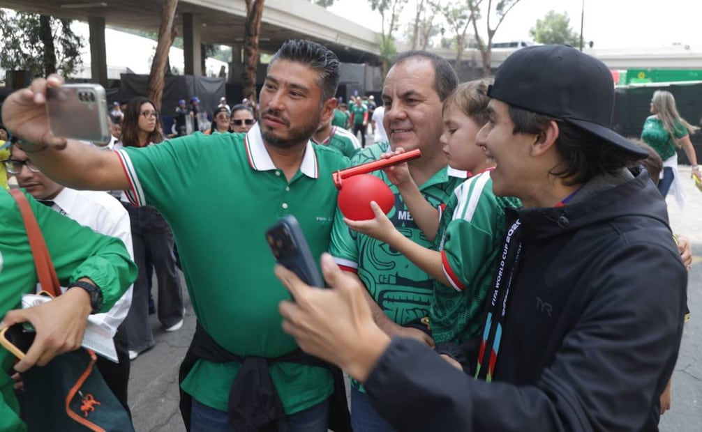 Cuauhtémoc Blancol llegó al partido México contra Sudáfrica (11/06/2026). Foto: Especial