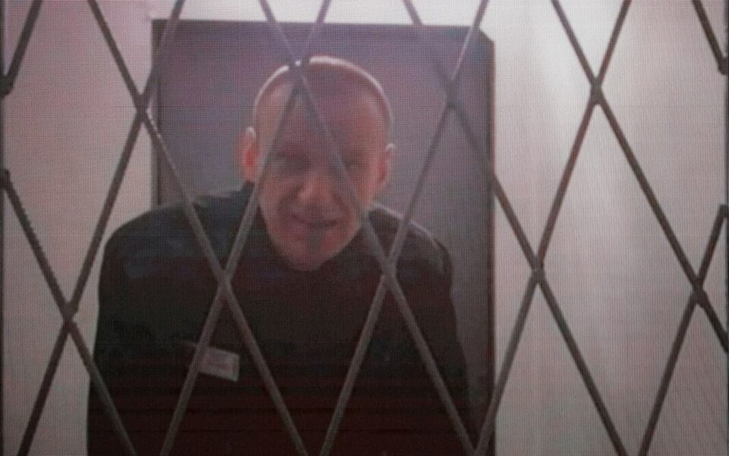 El líder opositor ruso Alexéi Navalny al hacer su primera aparición pública desde diciembre de 2023 en la colonia correccional de régimen especial nº 3 'Polar Wolf' en la aldea de Kharp en Yamal. Foto: EFE