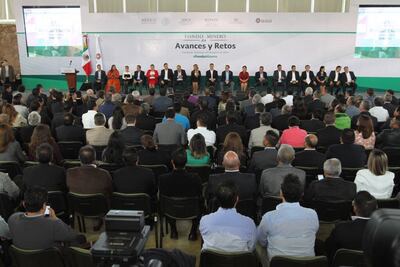 Videgaray anuncia recursos por 2 mil mdp del Fondo Minero