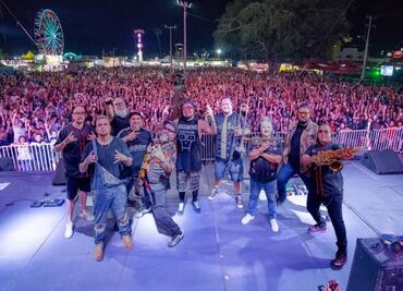 Vocalista de El Gran Silencio critica a policías de Manzanillo por gasear a sus fans: “Pinchi criterio bofo”