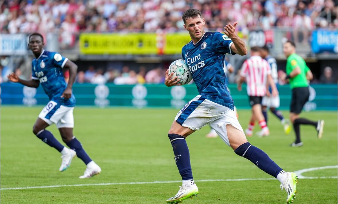 Santiago Giménez anotó con el Feyenoord ante el Sparta - Foto: @Feyenoord