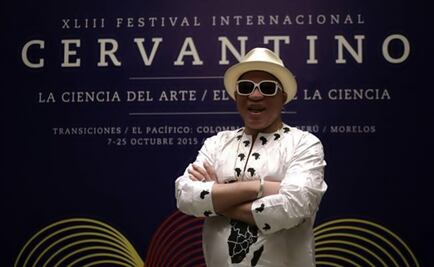 Salif Keita plays at the Cervantino festival