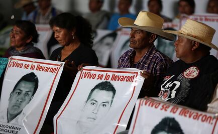 Padres de los 43 pedirán a Peña Nieto la verdad