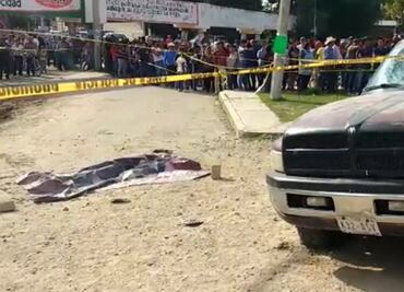 Prenden fuego a pareja acusada de robo de niños en Hidalgo