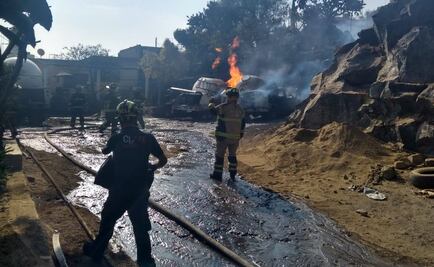 Procuraduría local indaga incendio de dos pipas de gas en Milpa Alta