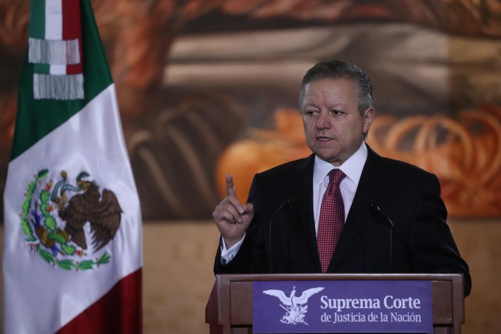 Arturo Zaldívar en conferencia de prensa esta tarde. Fotografía de Germán Espinosa EL UNIVERSAL