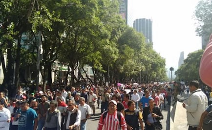 Dissident teachers march in Mexico City