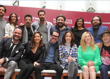 Manolo Caro presenta elenco para su versión de "Perfectos desconocidos"