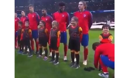 Antoine Griezmann enciende las redes por unas agujetas