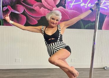 Abuelita se libra de prejuicios y cumple su sueño: ser bailarina de pole dance