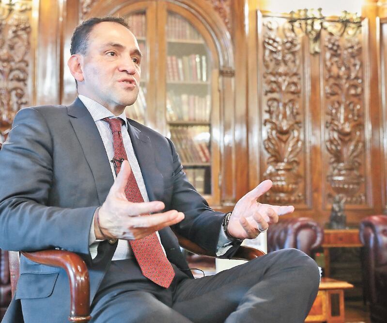 Arturo Herrera, secretario de Hacienda, publicó en Twitter que la colocación muestra que a pesar de la turbulencia, hay confianza en el gobierno. ARCHIVO EL UNIVERSAL