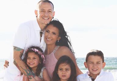 El último beso de Chester Bennington y su viuda: Talinda comparte la historia en video
