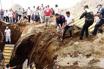 Desgajamiento sepulta a dos trabajadores en Edomex