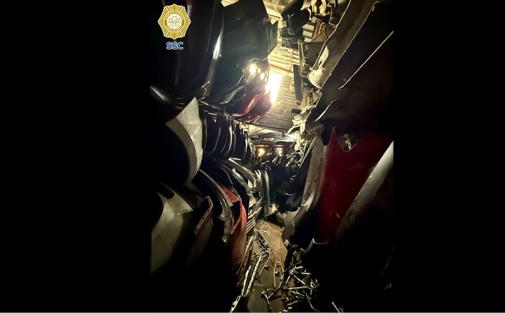 Autoridades locales y federales realizaron un cateo en la alcaldía Iztapalapa en donde aseguraron 40 toneladas de autopartes robadas. Foto: especial