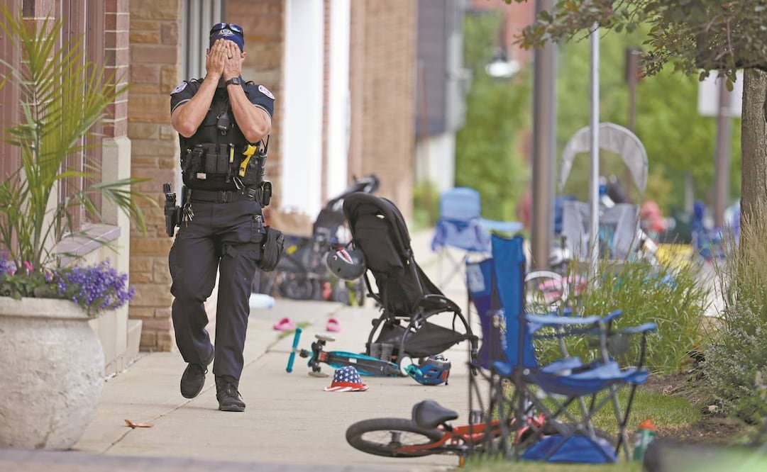 Un tirador disparó al azar durante el desfile por el 4 de Julio en esta localidad de Illinois. Foto: Brian Casella/ AP.
