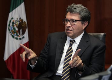 México debe insistir en la incorporación de Canadá al TLCAN: Monreal