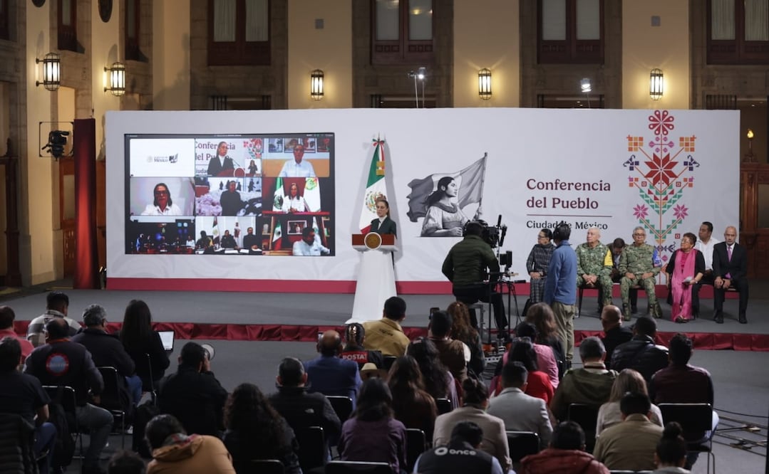 Conferencia matutina de la presidenta Claudia Sheinbaum Pardo en Palacio Nacional el 17 de octubre de 2025. Foto: Carlos Mejía / EL UNIVERSAL