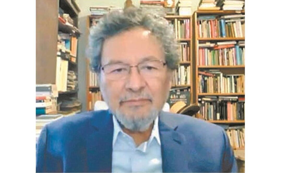 Asegura que si literatura se nutre de la realidad del país. Foto: https://www.facebook.com/tenerifenoir/