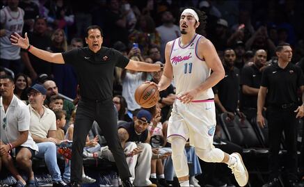Jaime Jáquez Jr. brilla en derrota del Miami Heat; rompe su récord de anotación en NBA