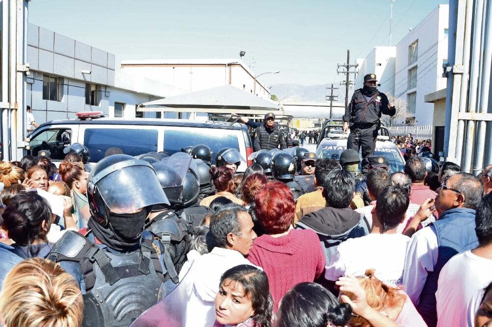 Según la CNDH, las omisiones, negligencias y carencias hacen que los grupos de poder tengan el control y las autoridades quedan rebasadas en Topo Chico. (ARCHIVO EL UNIVERSAL)
