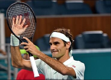 Federer gana y va a final del Masters de Miami