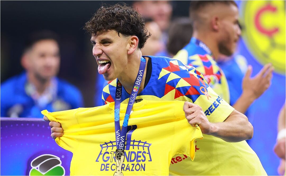 Igor Lichnovsky tras coronarse con el América. FOTO: IMAGO7