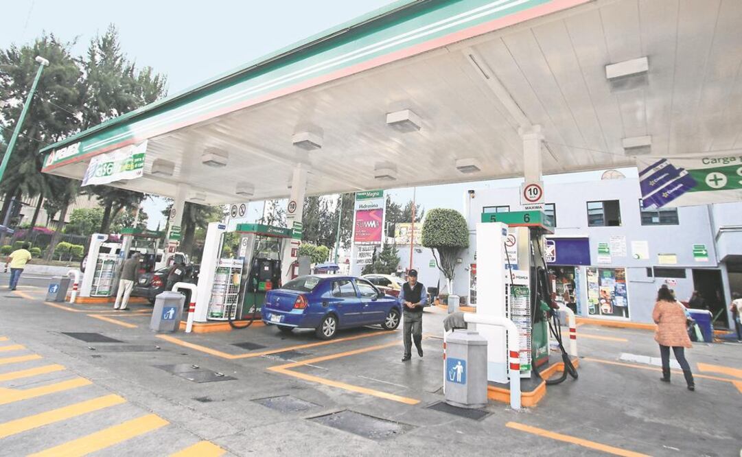 Pemex no puede cubrir demanda de las gasolinas