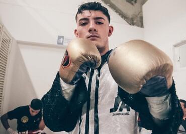 Sobrino del Canelo Álvarez revela que ha tenido que vender boletos para mantener su carrera