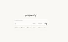 Jueza federal bloquea a Perplexity el acceso a Amazon; agentes de IA ya no podrán buscar ni comprar en su plataforma