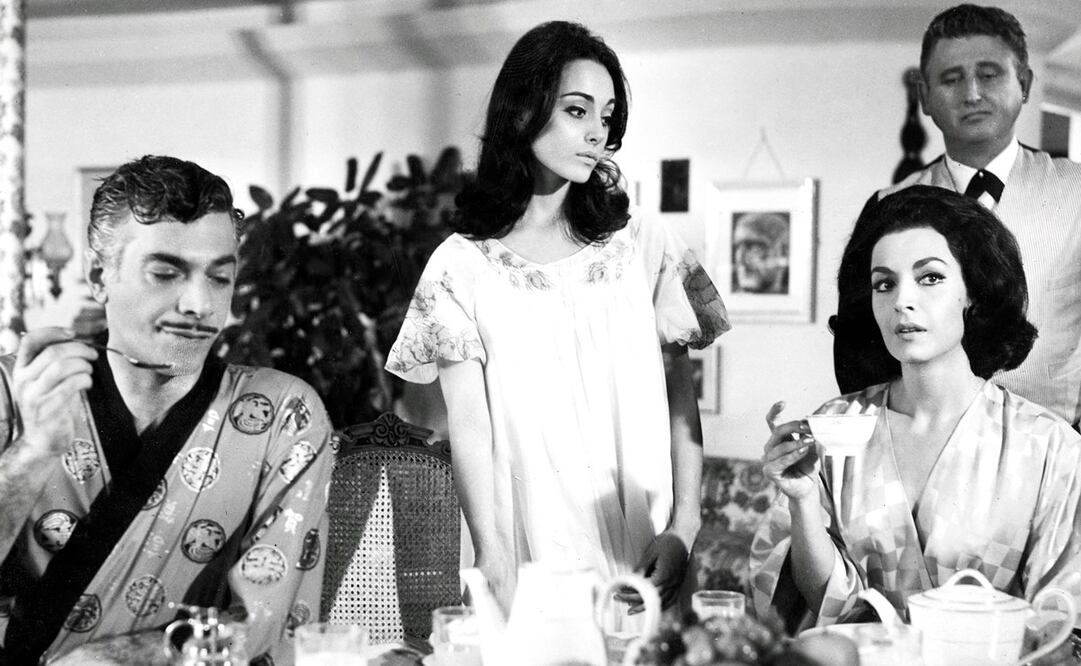 Escena de "El matrimonio es como el demonio", película protagonizada por Mauricio Garcés y Elsa Aguirre. La foto retrata una escena en la que la pareja ya está casada y batalla con el matrimonio y con las vivencias de Andrea, la hija de Elsa Aguirre en la cinta de 1989. Fototeca EL UNIVERSAL.