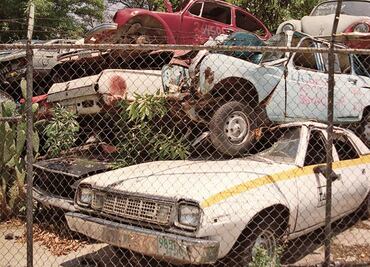¡Saca la carcacha! Proponen que capitalinos reciban dinero por chatarrizar sus vehículos