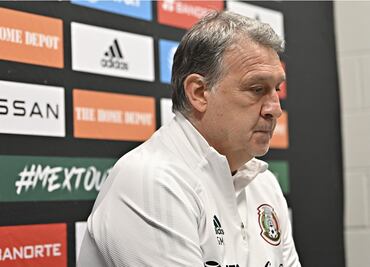 Martino, con apoyo de Yon de Luisa en el caso del 'Chicharito' Hernández