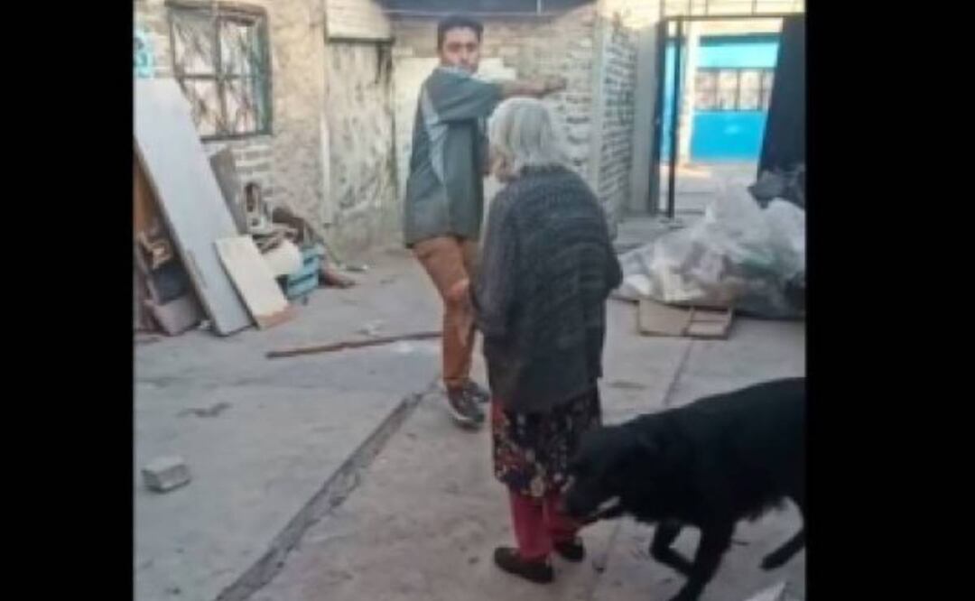 Foto: Especial/El Universal/ La señora Bertha ya se encuentra en su domicilio tras ser tratada por el golpe