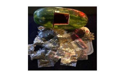 Seguridad Pública detiene a hombre que transportaba droga en una sandía