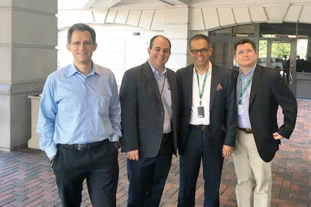 El jefe negociador, Kenneth Smith; el jefe negociador adjunto, Salvador Behar; Eusebio Hidalgo, del equipo de asesores del secretario de Economía, y el representante de Sagarpa, Carlos Velázquez, en cuarto día de negociaciones. (IVETTE SALDAÑA. EL UNIVER)