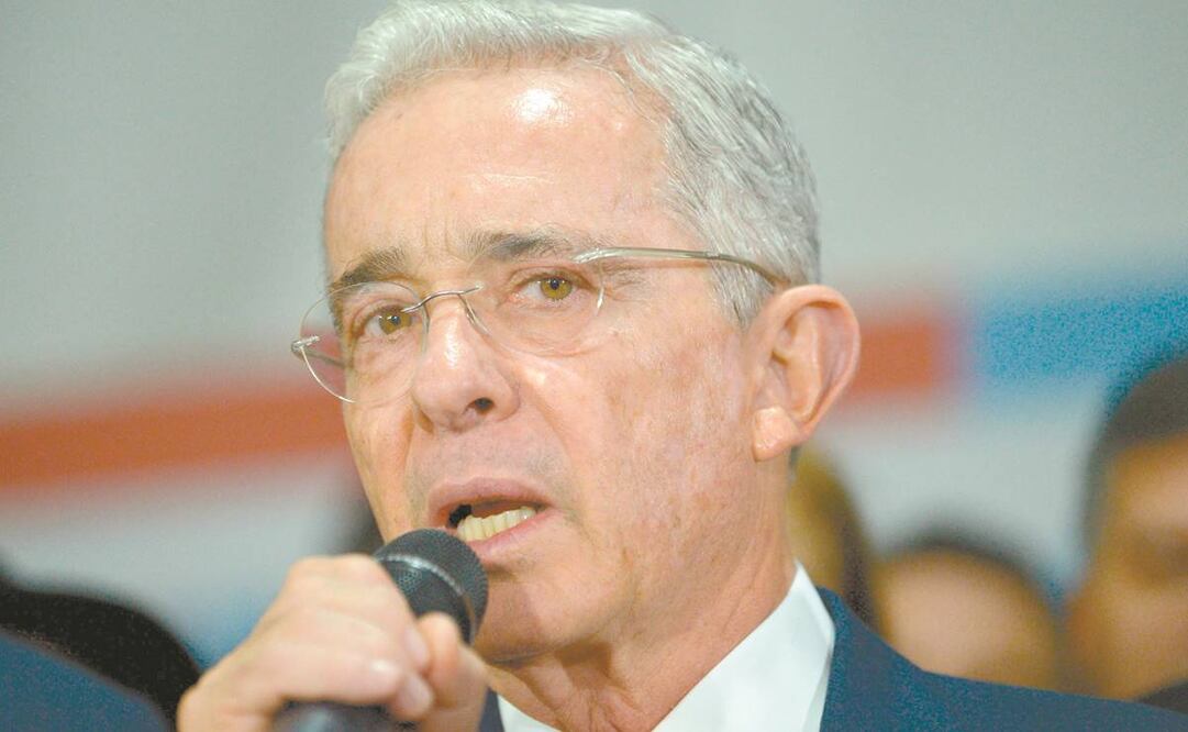 El expresidente colombiano y senador, Álvaro Uribe, en octubre del año pasado, en Bogotá. Foto: AFP