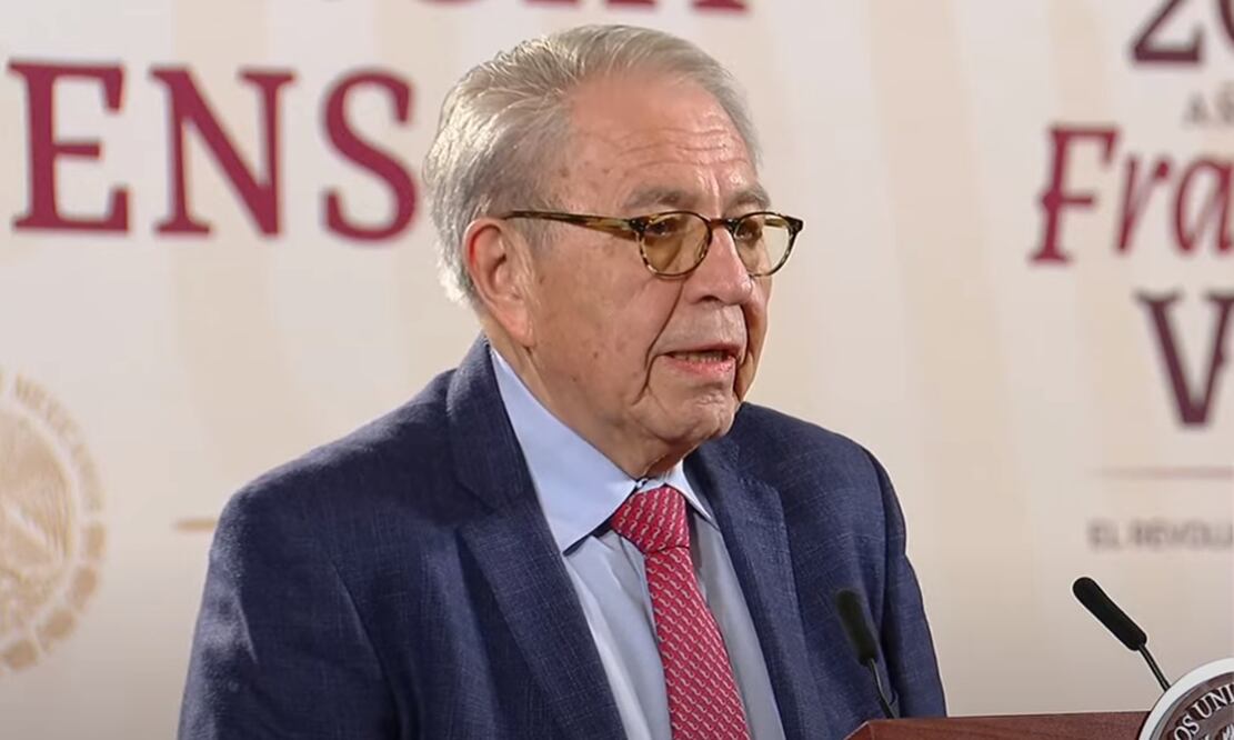 “No se debe olvidar que fue médico cirujano”, dijo el secretario de Salud, Jorge Alcocer, al recordar el 50 aniversario luctuoso de Salvador Allende y el golpe de Estado en Chile. Foto: especial